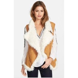 Two by Vince Camuto Women's Boho Drape Front Faux Shearing Vest Tan Size Large